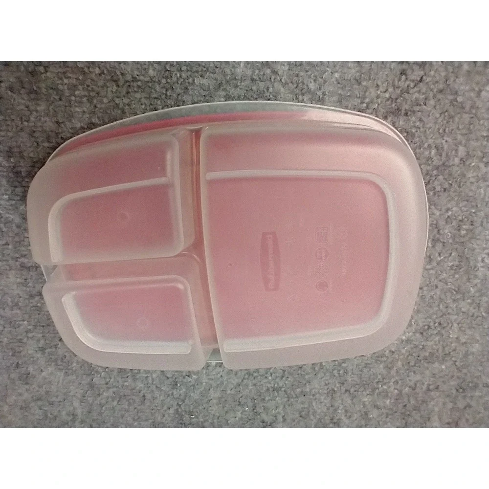 Rubbermaid TakeAlongs 5.1 Cup Divided Food Storage Container Red Lid 3 Section